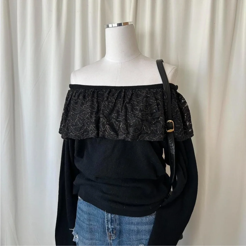 Vintage 1980s Outlander Off-the-shoulder  Wool Sweater with lace Black M - Picture 6 of 8